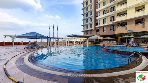 View hồ bơi Đức Khải quận 7